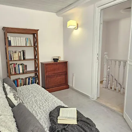 New Positive Vibes Holidays Home, Playa De Americas, Tenerife プラヤ・デ・ラス・アメリカス