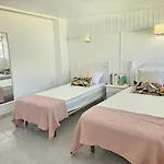 New Positive Vibes Holidays Home, Playa De Americas, Tenerife * بلايا ذي لاس أميريكاس