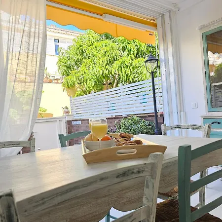 New Positive Vibes Holidays Home, Playa De Americas, Tenerife Апартаменты