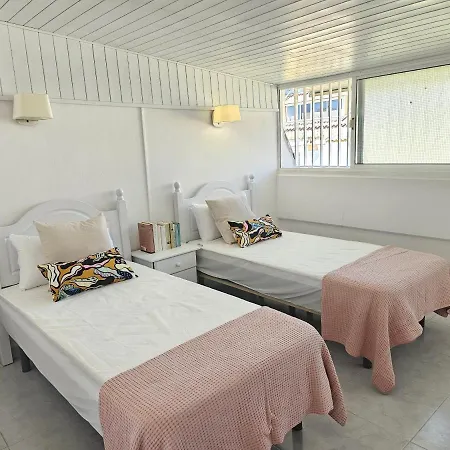 Апартаменты New Positive Vibes Holidays Home, Playa De Americas, Tenerife Плая-де-лас-Америкас