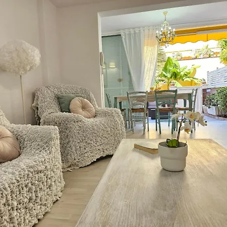 New Positive Vibes Holidays Home, Playa De Americas, Tenerife