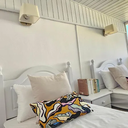 New Positive Vibes Holidays Home, Playa De Americas, Tenerife * Плая-де-лас-Америкас